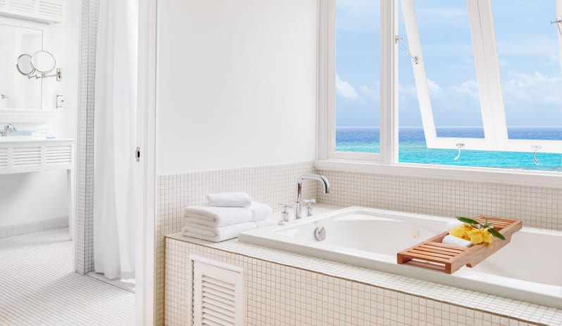 Couples Tower Isle-One Bedroom Suite Bathroom_2390